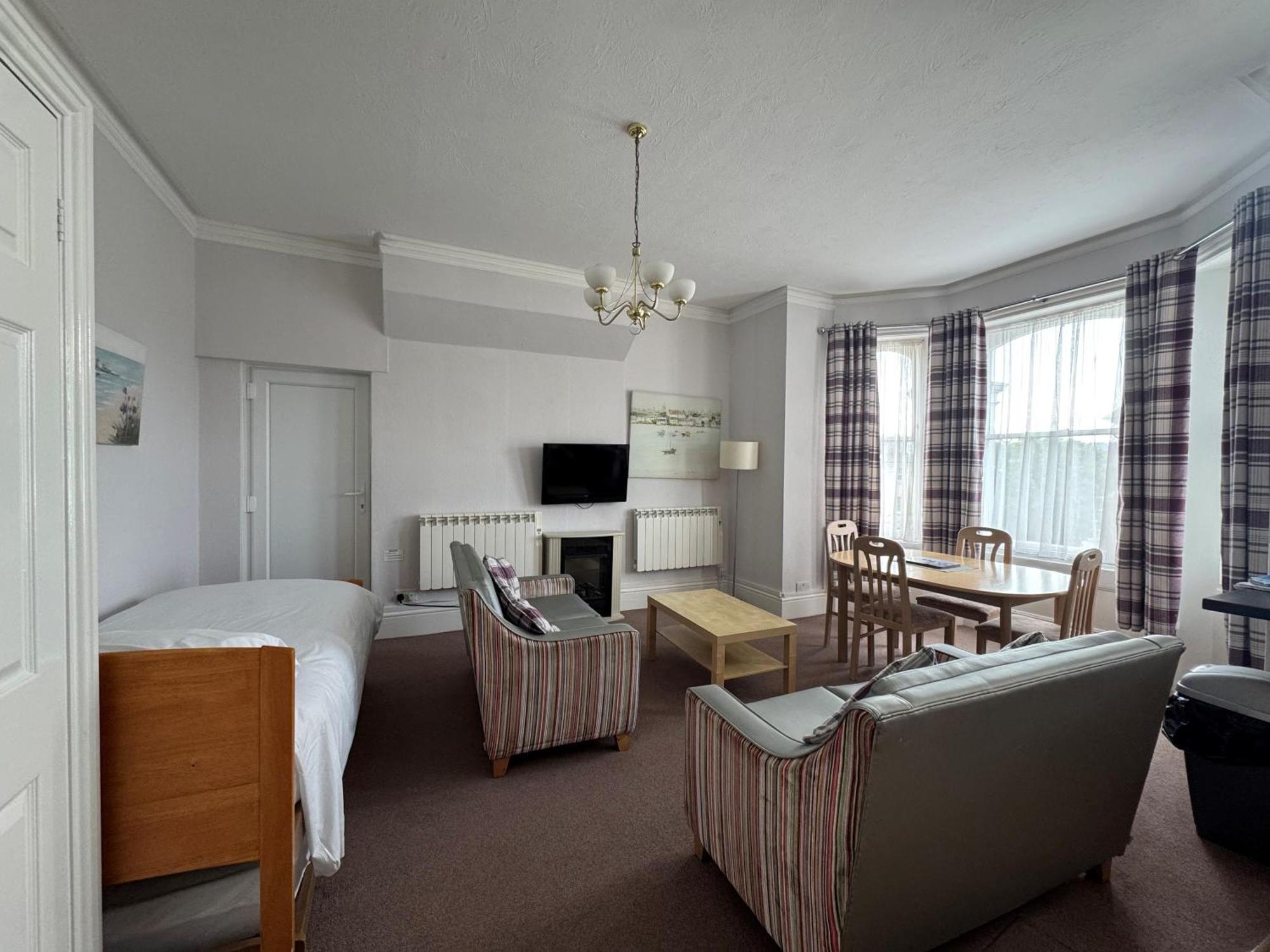 Devonshire House Holiday Flats Істборн Екстер'єр фото